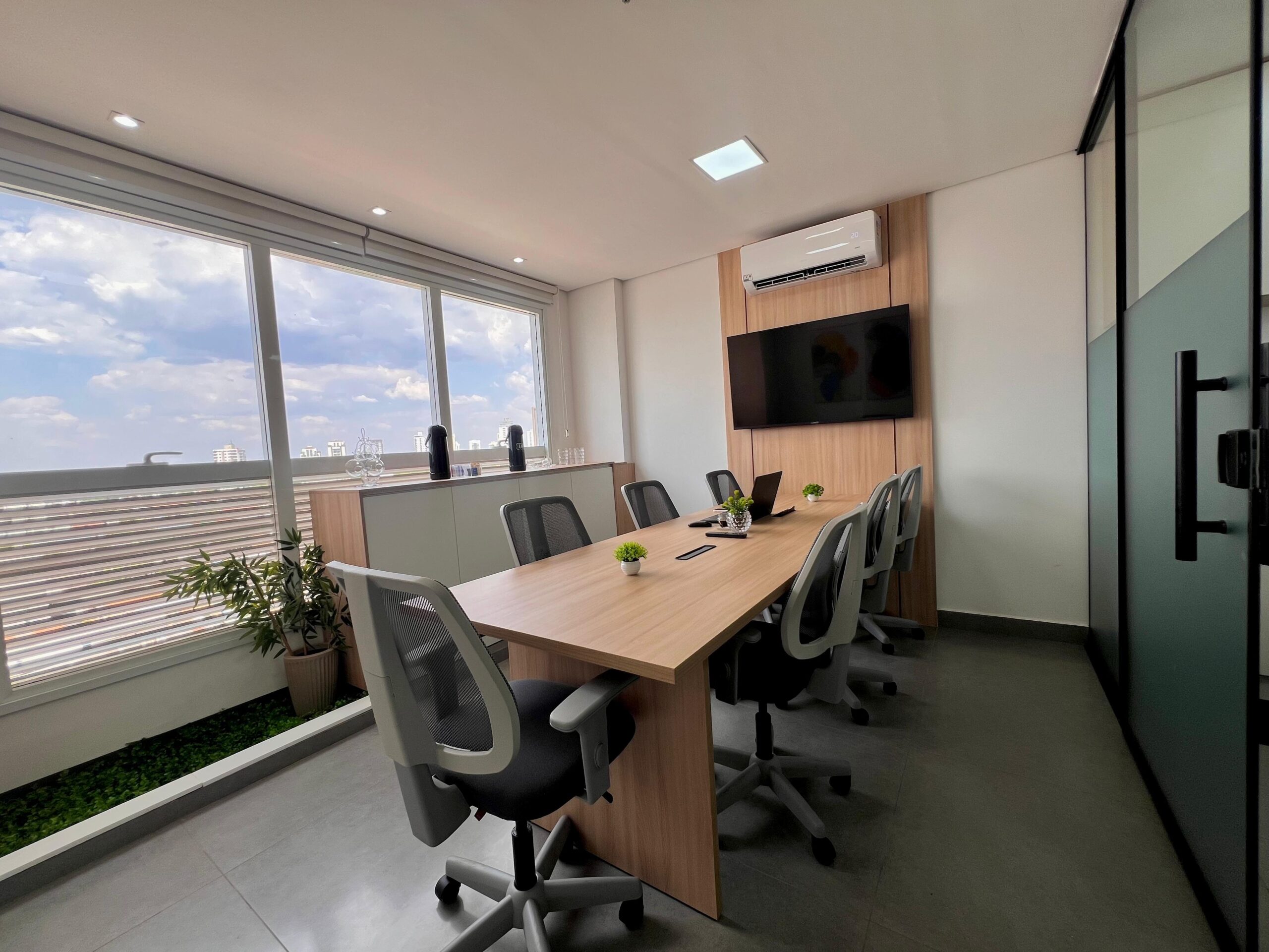 WhatsApp Image 2026-02-06 at 07.29.31 (1)